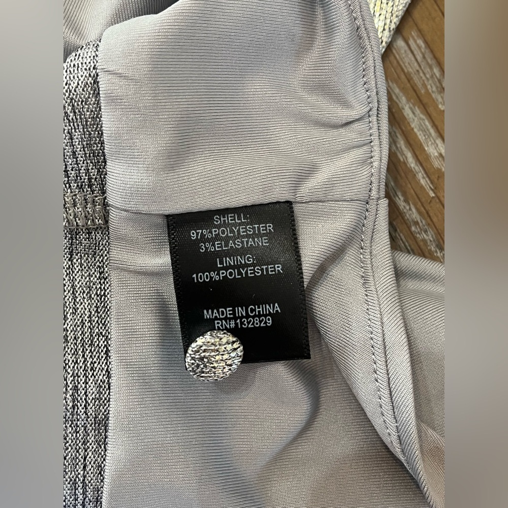 House of Harlow 1960 Metallic Silver Halter Bodysuit - Picture 13 of 16